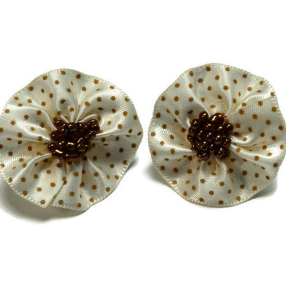 Chic Flower Stud Earrings
